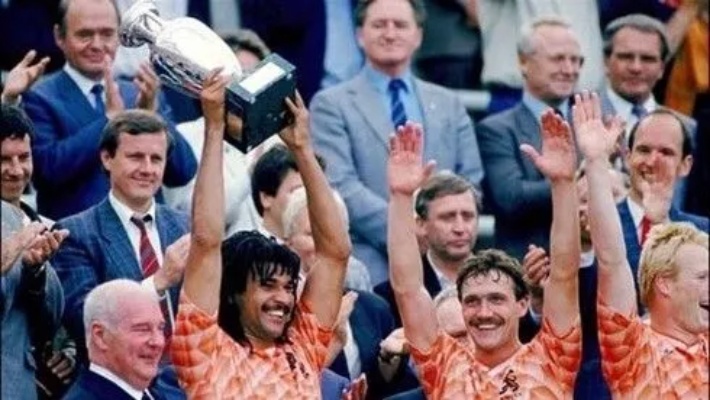 88年欧洲杯冠军——荷兰夺冠的独特篇章